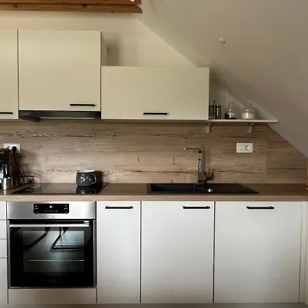 Apartma Ana In Manca