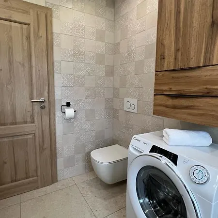 Apartma Ana In Manca *