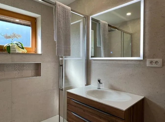 Daire Apartma Ana In Manca